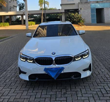 BMW 320i 2.0 16V TURBO GASOLINA SPORT GP AUTOMÁTICO